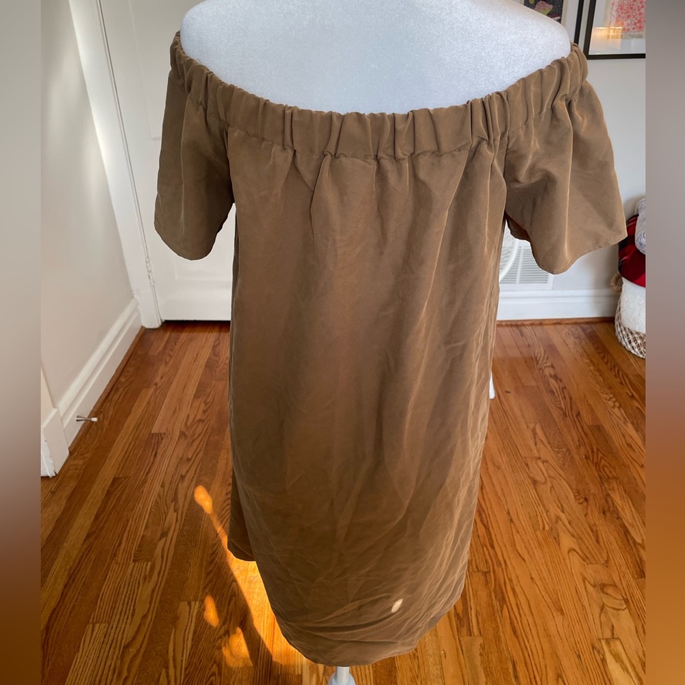 Off-shoulder H&M Dress 🪩 - Picture 5 of 5
